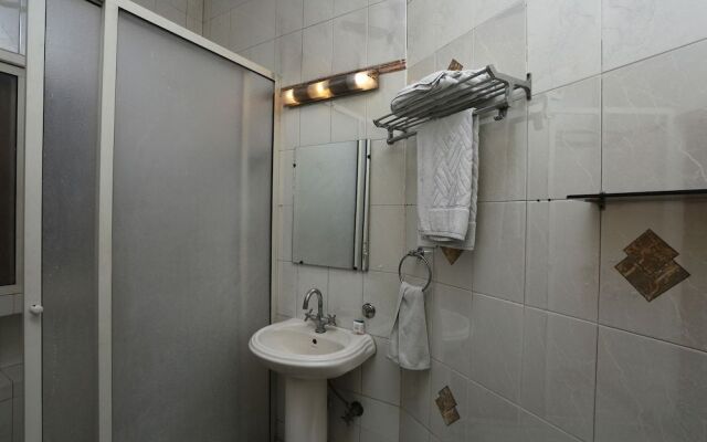 OYO 33359 Corporate Villa