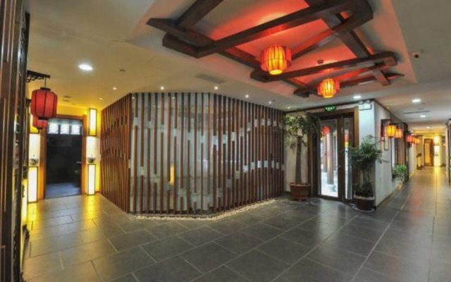 Taierzhuang Old Town Chonghua Building