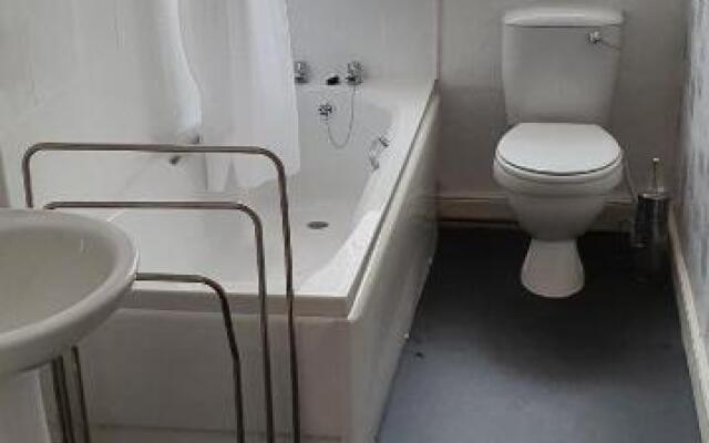 Cruden Villa - Second Floor Apartment