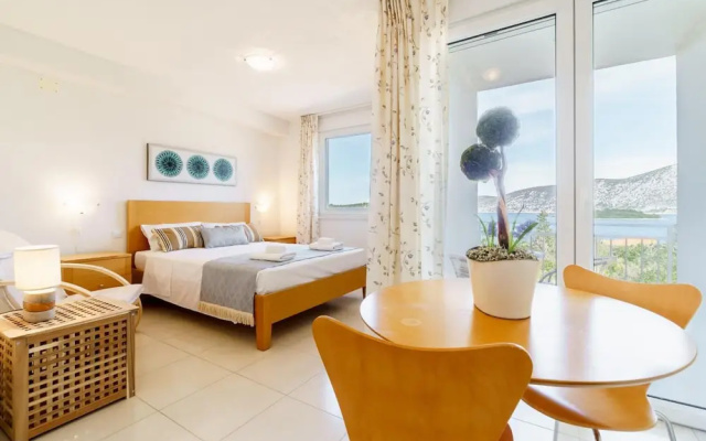 Kis Residence