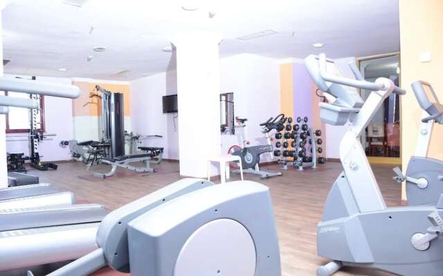 Kenenisa Hotel