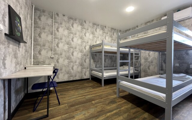 22-Hotel