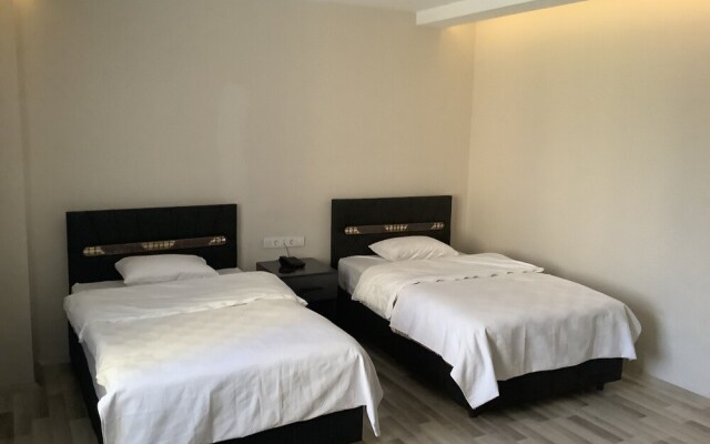 Atlihan Plus Hotel