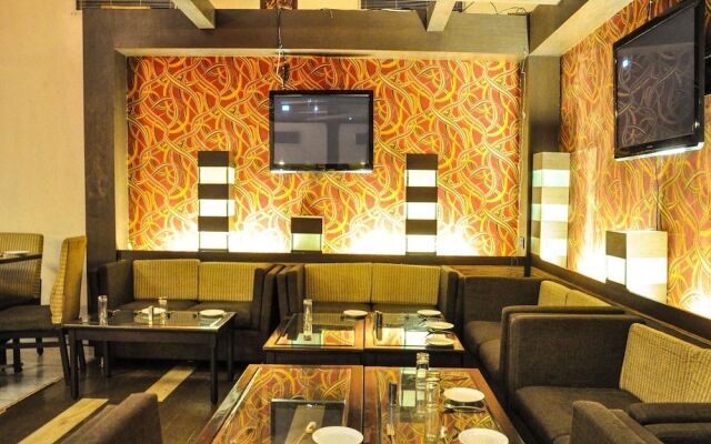 OYO 1382 Mohan Hotel