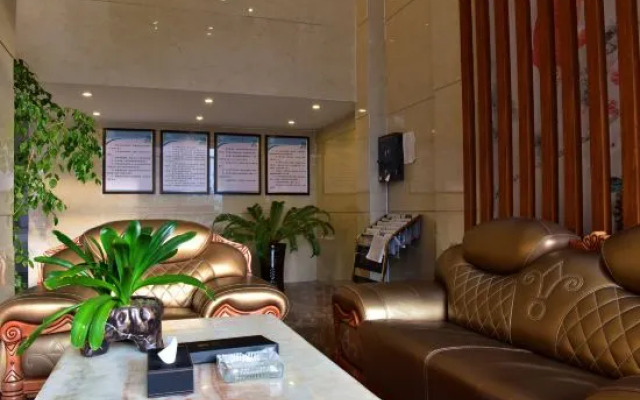 Q+ Treasure Palace Hotel