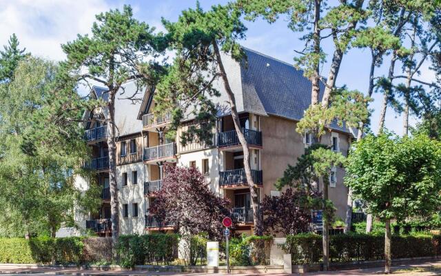 Studio in Deauville Near the Beach