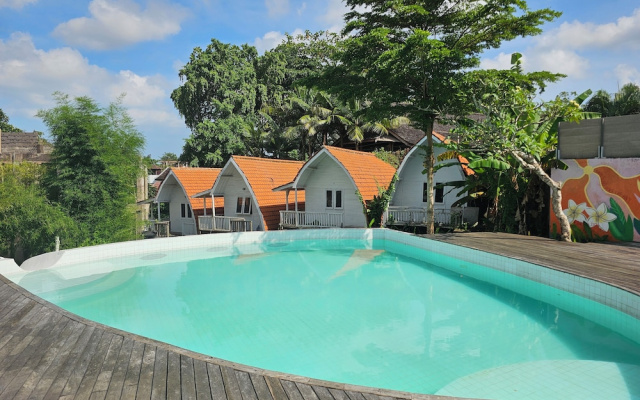 Cove Wong Village