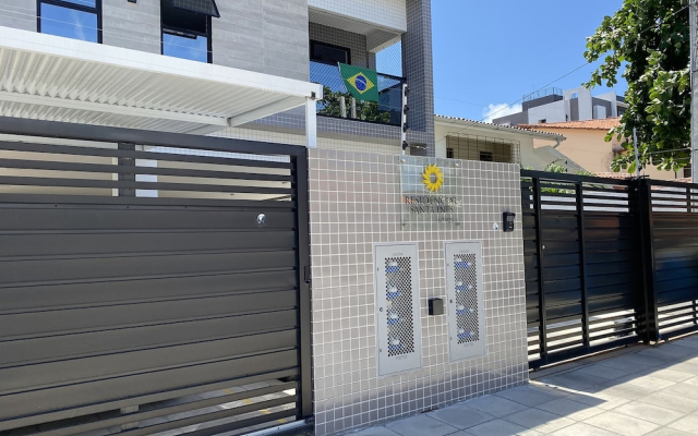 Bela Hospedagem - Res Sta Inês no Bessa
