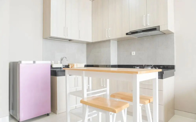 Well Design And Homey 1Br Ciputra International Apartment