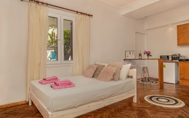 Dimelal Mikonos Downtown Apartments