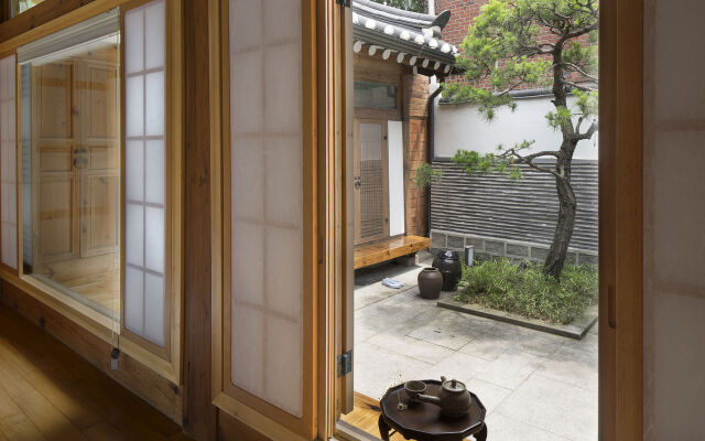 Xiwoo Hanok Guesthouse