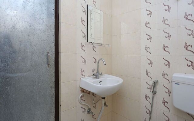 OYO 10932 Home Spacious Studio Mehragaon