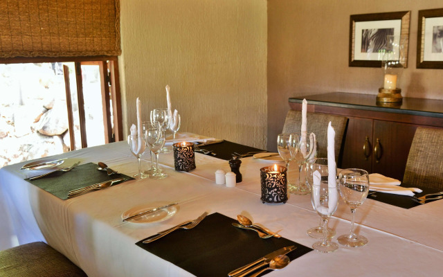 Tshukudu Bush Lodge