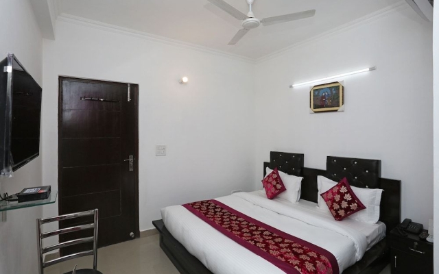 OYO 14386 Orange inn