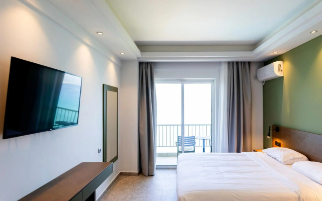 Messinian Bay Hotel