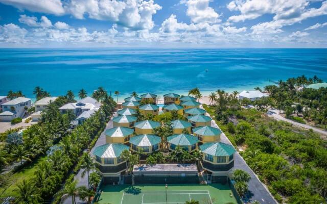 Cocoplum Beach & Tennis Club