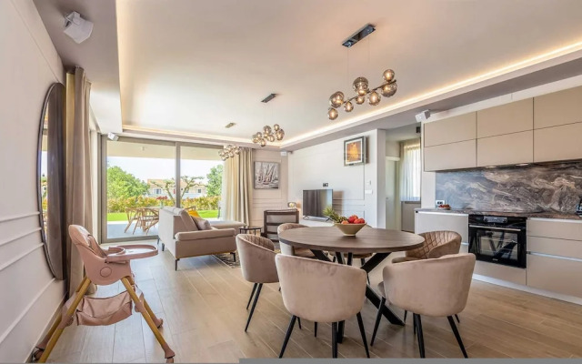 Villa Vista With Private Pool and Sauna