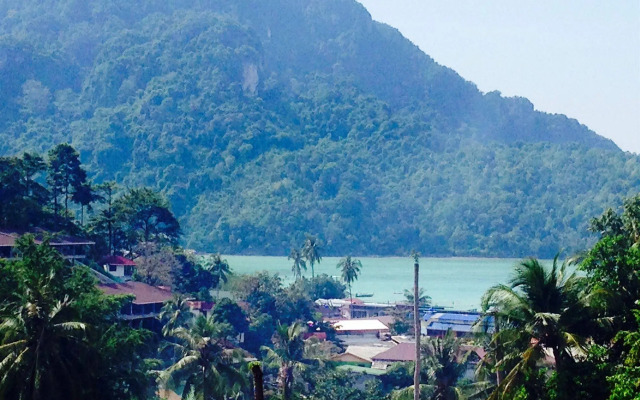 Tapear Resort
