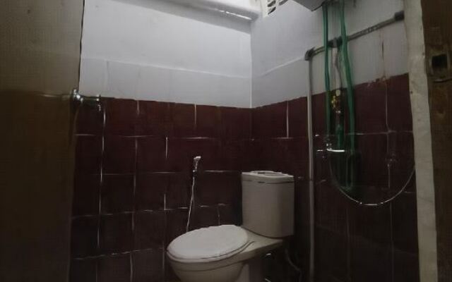 RedDoorz @ Jalan Monjali