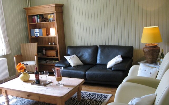 Comfy Holiday Home With Garden, Garden Furniture, Heating