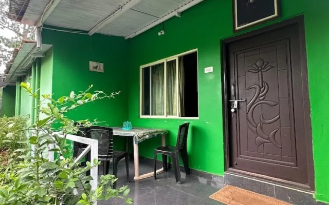 The Big Cat's Den - Maravakandy Resort