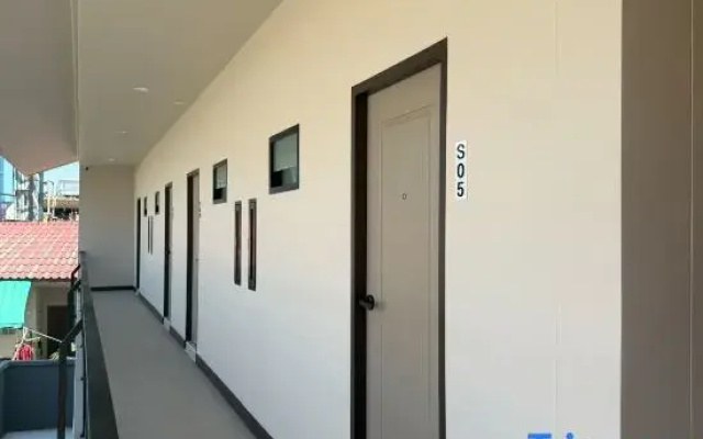 Siri Residence