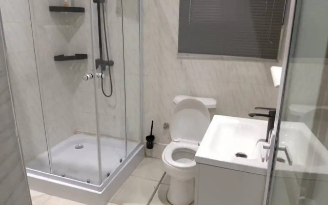 Spacious 3BR Apartment in Adentan With City Views