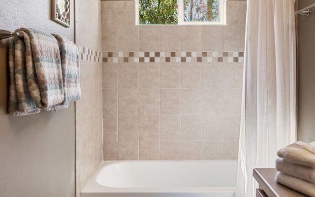 Starlit Desert Retreat