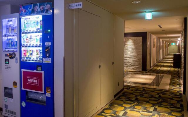 New Osaka Hotel