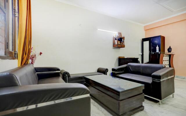 OYO Flagship 75488 Royal Grand Inn