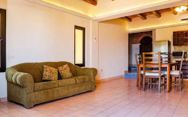 Castillo Blarney Inn