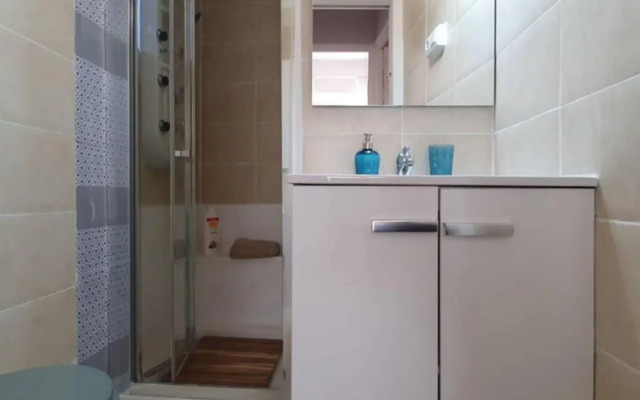 Apartamento suite San Roque. Street Lecha Marzo.