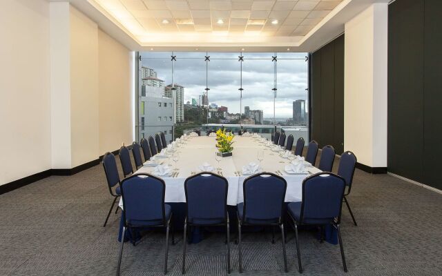 NH Collection Mexico City Santa Fé