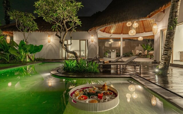 Brand New luxury 3BR Villa Ethnic Ubud 2