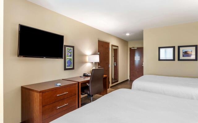 Comfort Inn & Suites Waller