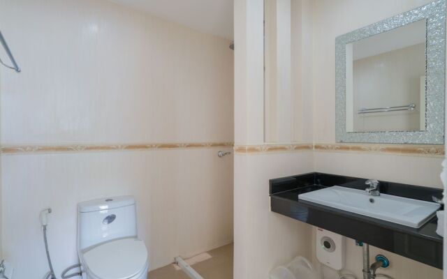 GoldStone Residency Patong , Phuket