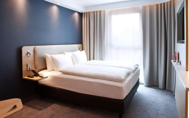 Holiday Inn Express & Suites Basel Allschwil by IHG