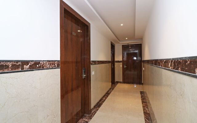 Capital O 16651 GRD SUITES