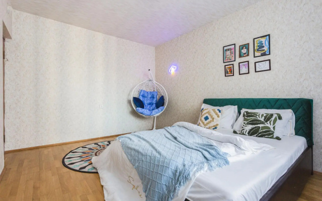Moment House on Sovetsky Avenue 98