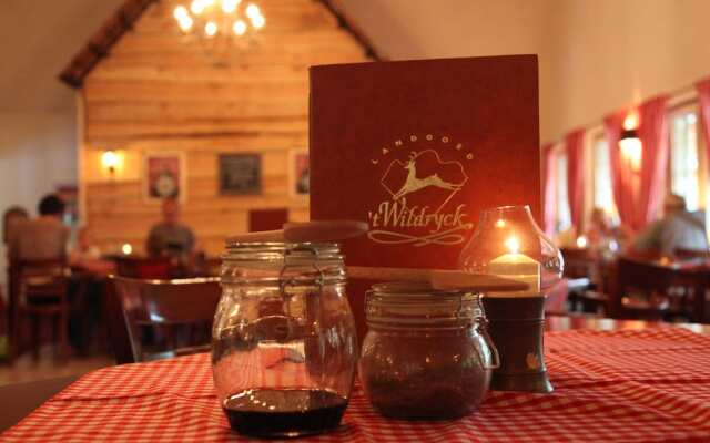 Romantic Villa With a Dishwasher, Near a National Park