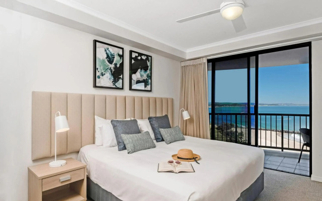 Mantra Coolangatta Beach