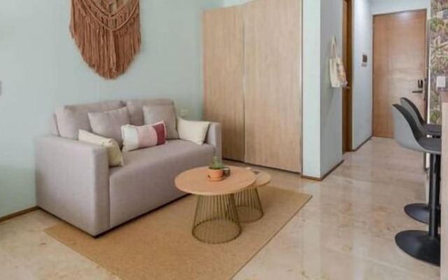 Apartments near 5th Avenue with Rooftop Ocean View