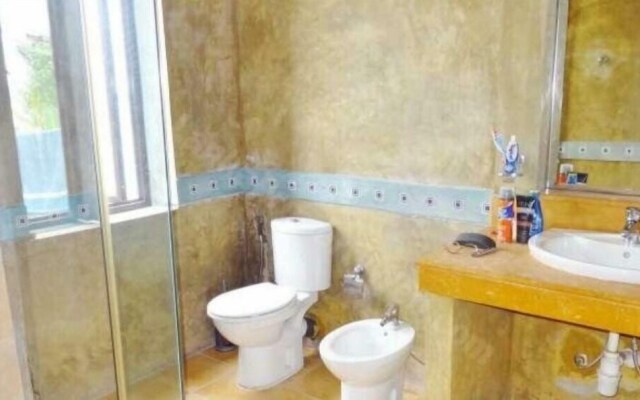 Thisara Guest Hotel Rooms