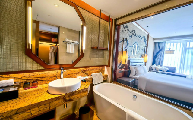 Crowne Plaza Resort Changbaishan Hot Spring by IHG