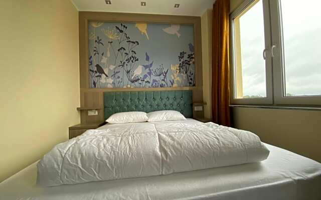 The Grand Inn Hotel