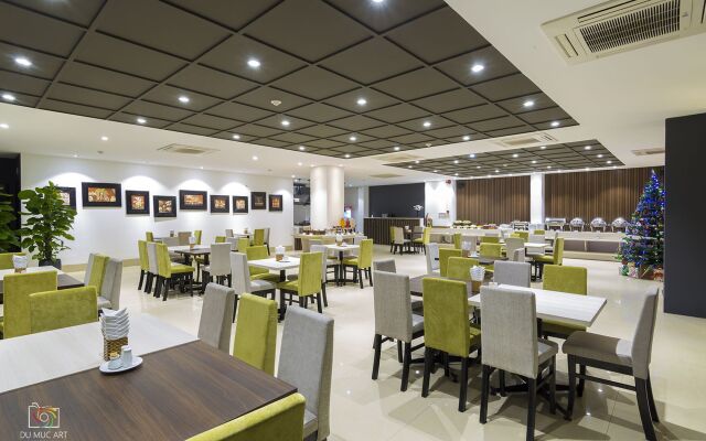 Salem Riverside Hotel