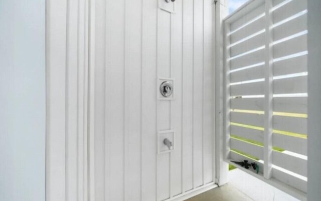 Red Snapper 3 Bedroom Villa by RedAwning
