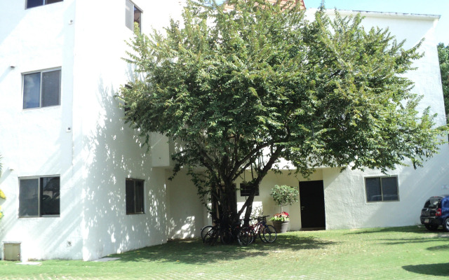 Los Amigos B&B