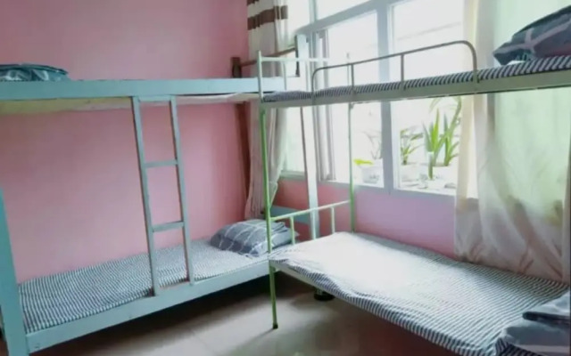Fenghuang Long Time No See Hostel