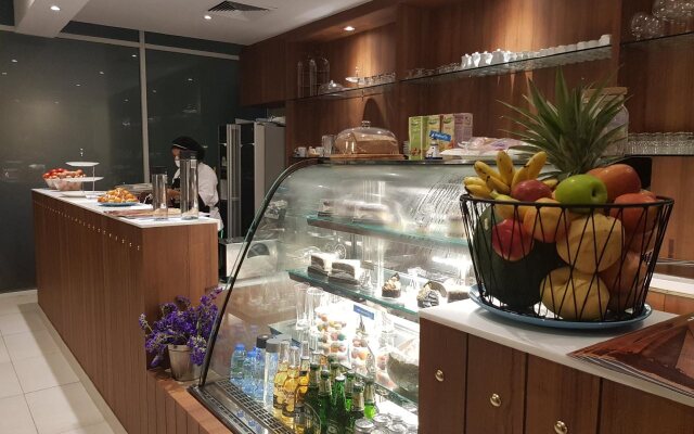 White Sand Beach Residences Pattaya